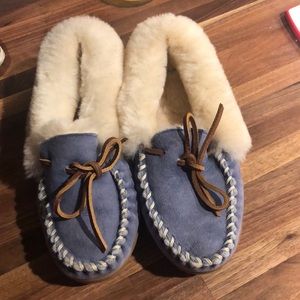Like new LL Bean slippers